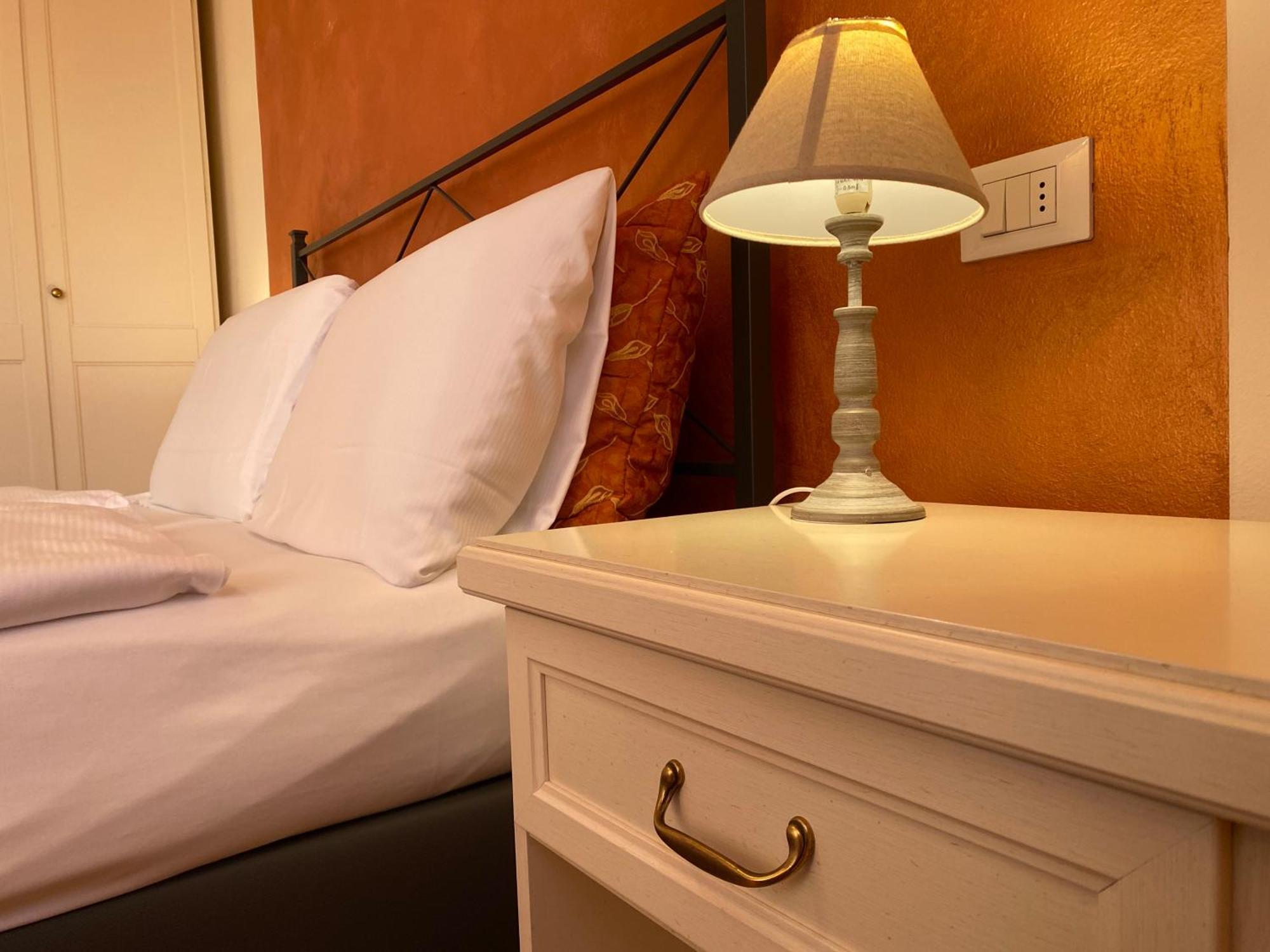 Betty'S House Bed & Breakfast Lazise Ngoại thất bức ảnh