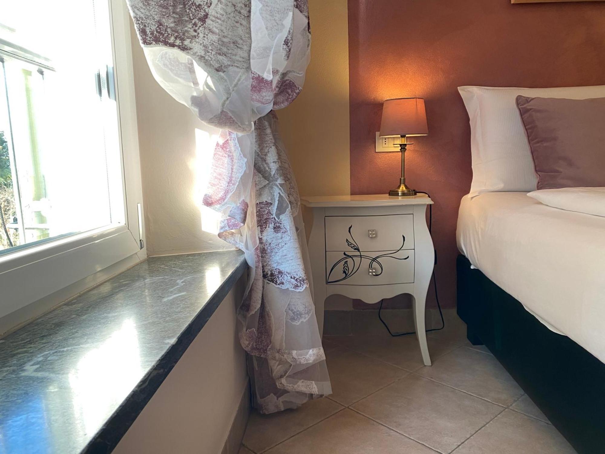 Betty'S House Bed & Breakfast Lazise Ngoại thất bức ảnh