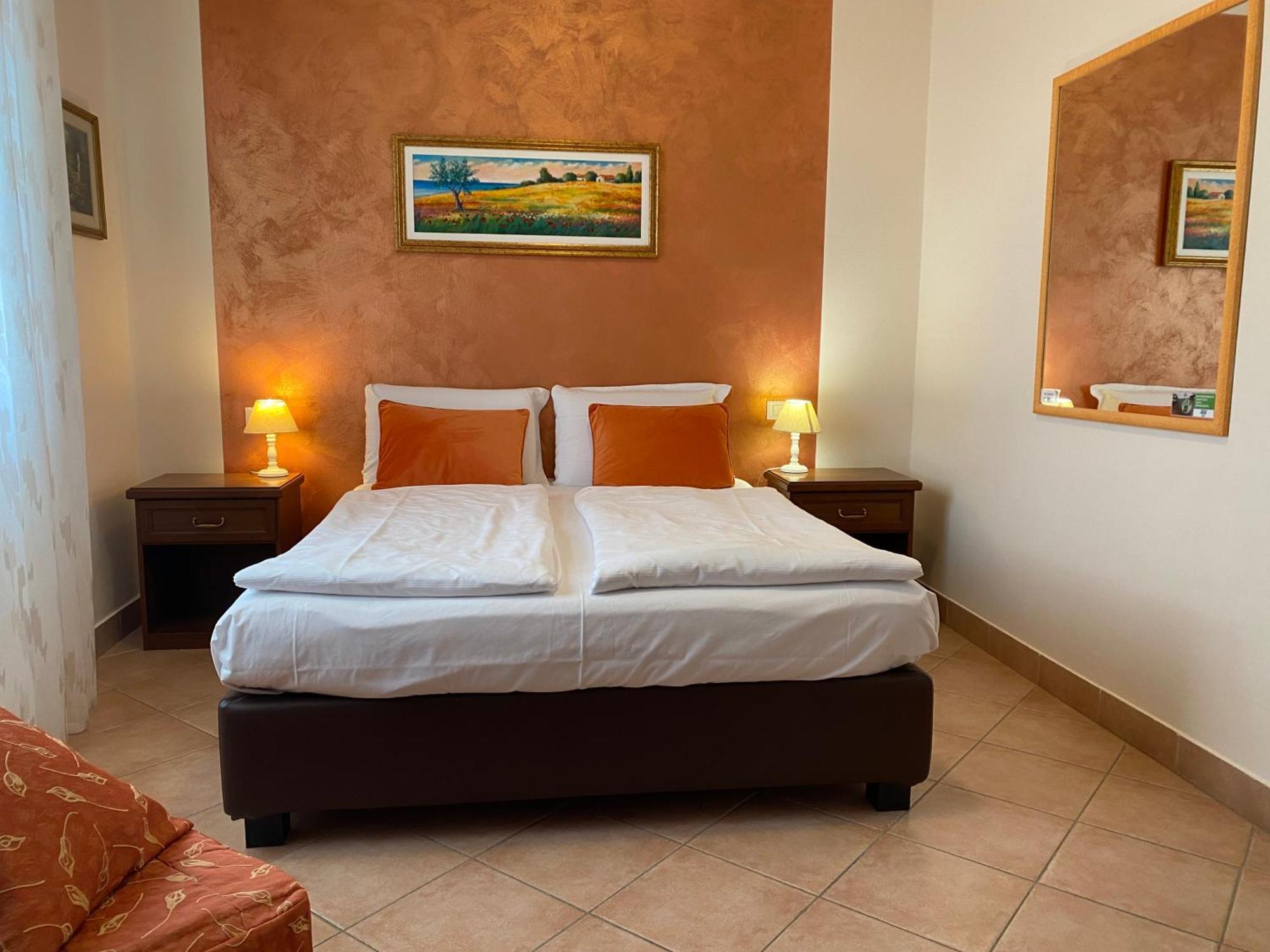Betty'S House Bed & Breakfast Lazise Ngoại thất bức ảnh